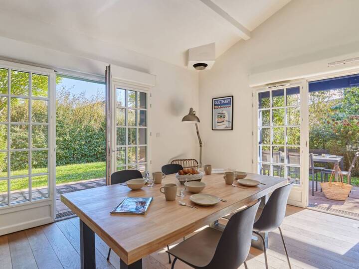 Domaine de Lana 4 Yataklı Retreat, Urrugne Villa 1002