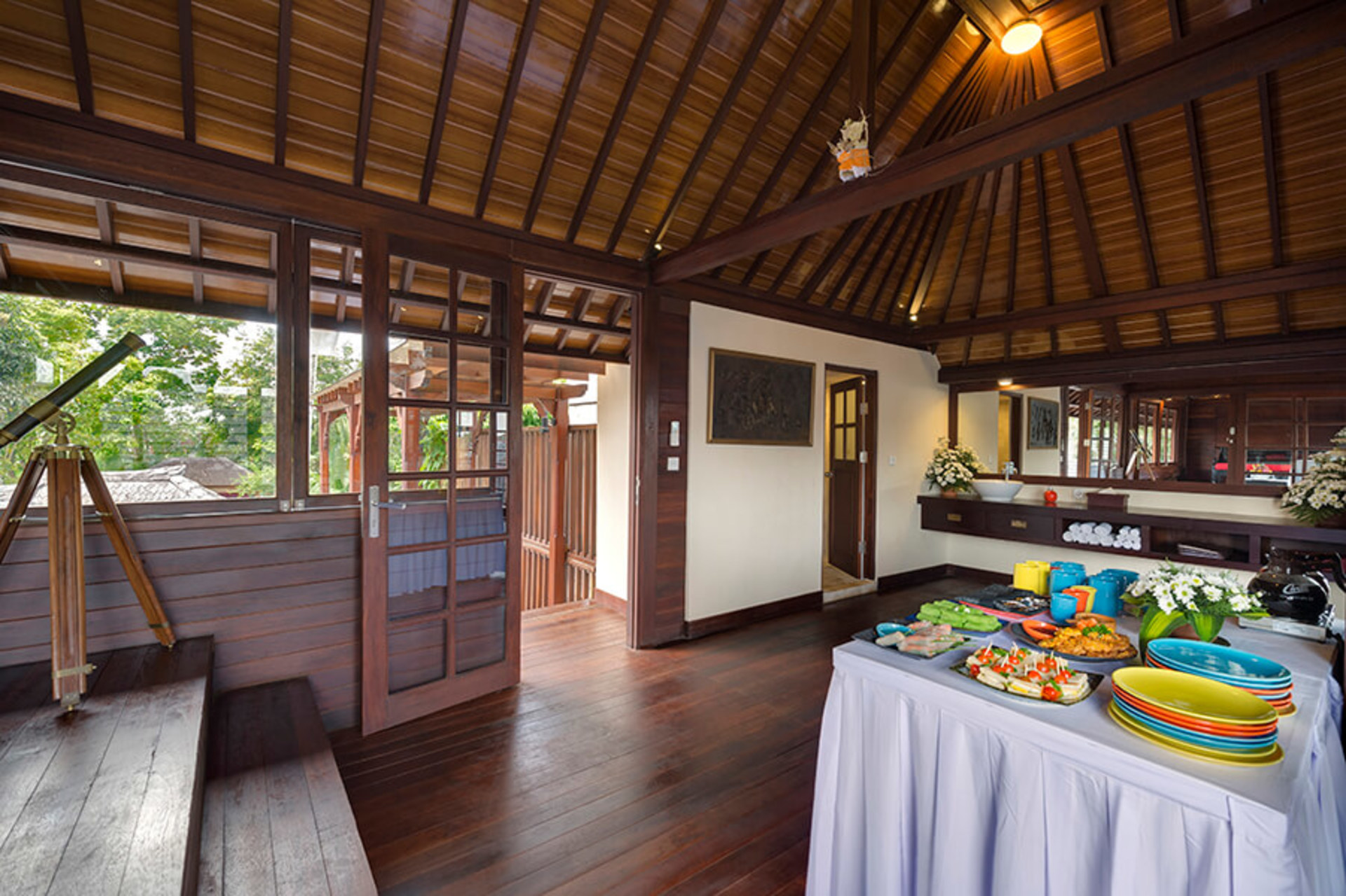 Ubud'un En Seçkin Bölgelerinden Biri Olan Villa San'da Hayalinizdeki Villayı Kiralayın