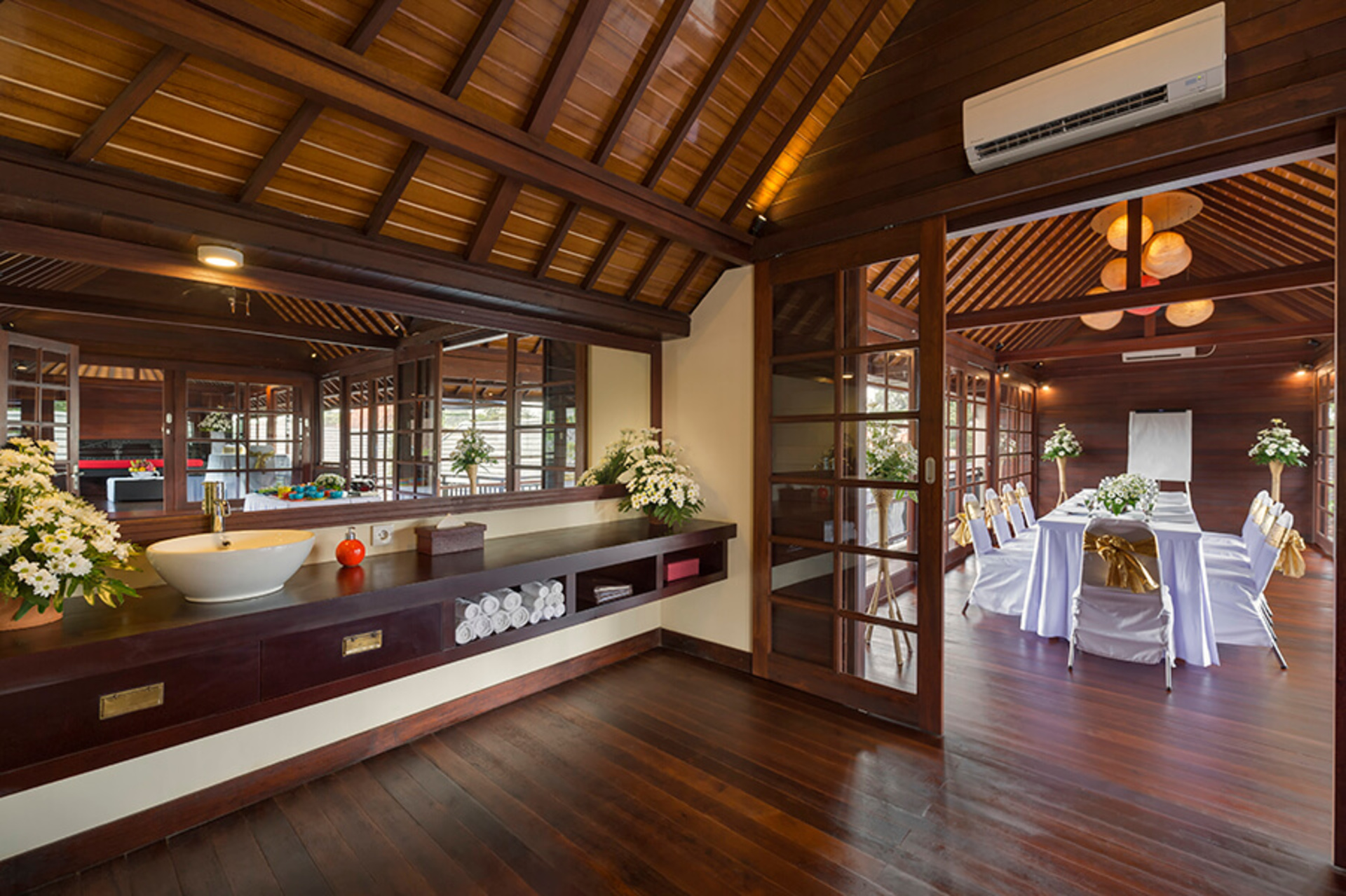 Ubud'un En Seçkin Bölgelerinden Biri Olan Villa San'da Hayalinizdeki Villayı Kiralayın
