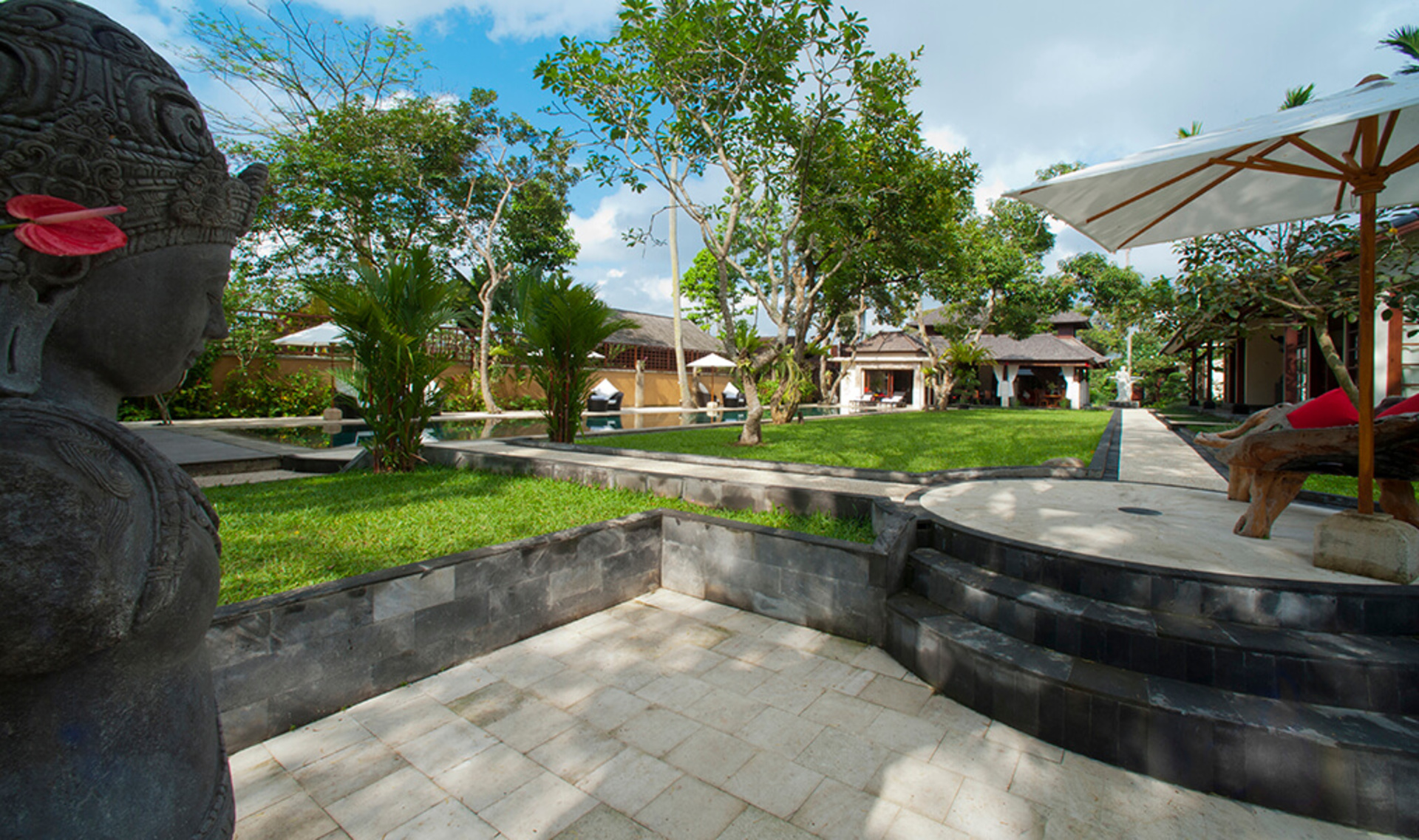 Ubud'un En Seçkin Bölgelerinden Biri Olan Villa San'da Hayalinizdeki Villayı Kiralayın