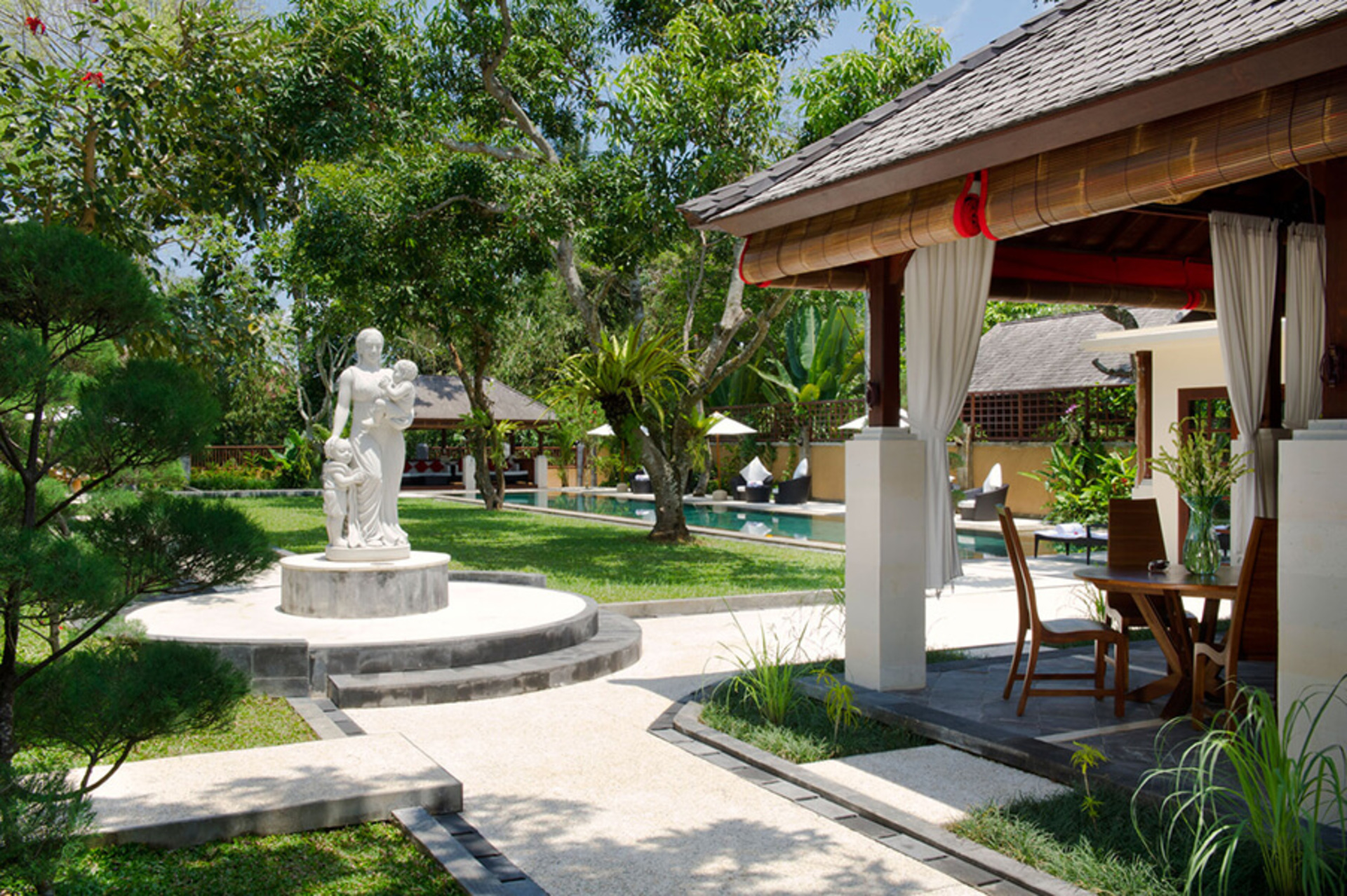 Ubud'un En Seçkin Bölgelerinden Biri Olan Villa San'da Hayalinizdeki Villayı Kiralayın