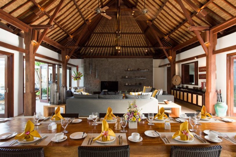 Bali'de Sahile Yakın Lüks Villa Kiralama, Bali Villa 1008
