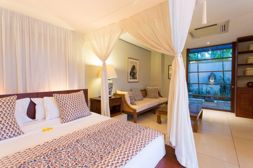 Bali'de Sahile Yakın Lüks Villa Kiralama, Bali Villa 1008