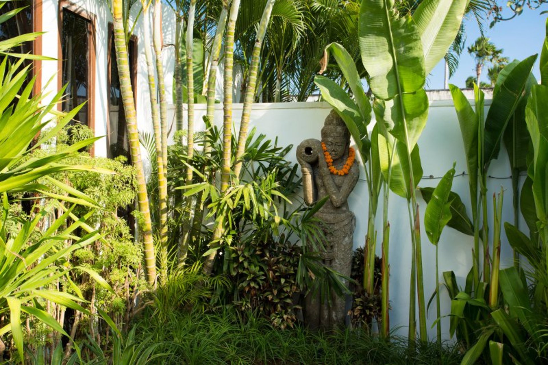 Bali'de Sahile Yakın Lüks Villa Kiralama, Bali Villa 1008
