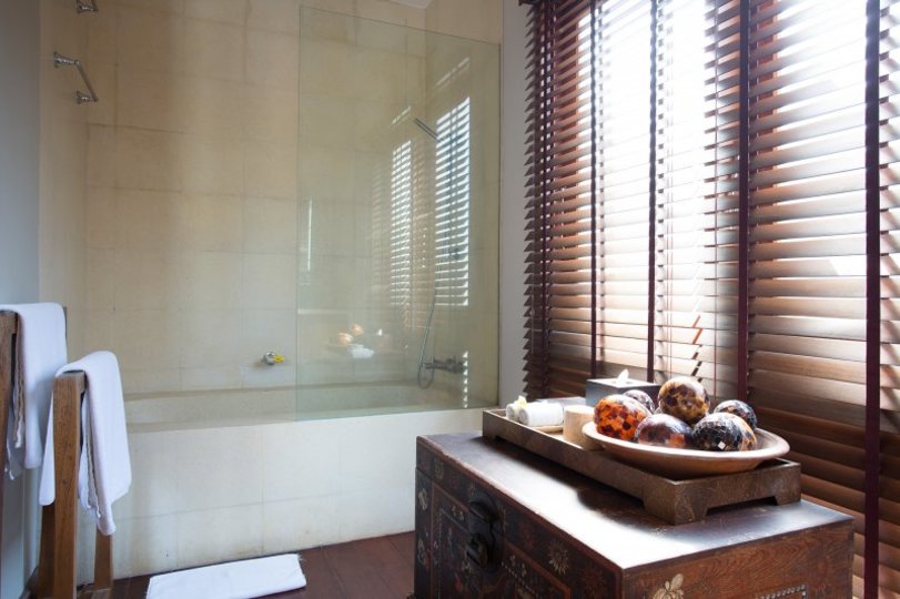 Bali'de Sahile Yakın Lüks Villa Kiralama, Bali Villa 1008