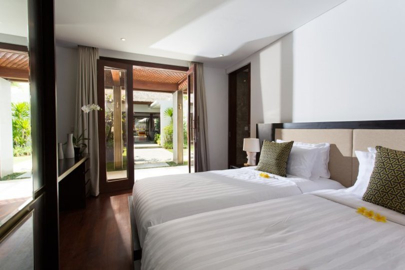 Bali'de Sahile Yakın Lüks Villa Kiralama, Bali Villa 1008