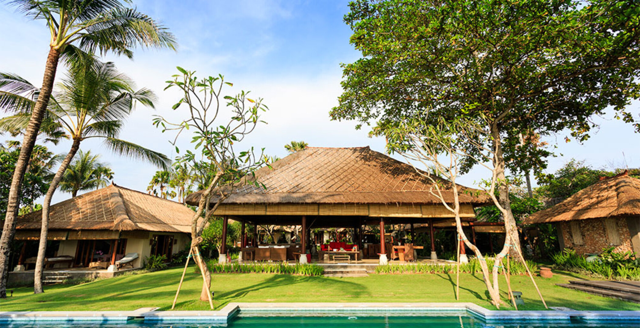 Resim Seseh-Tanah Lot, Villa Maridadi'deki Güzel Villanızda Özel Havuzunuzda Rahatlarken