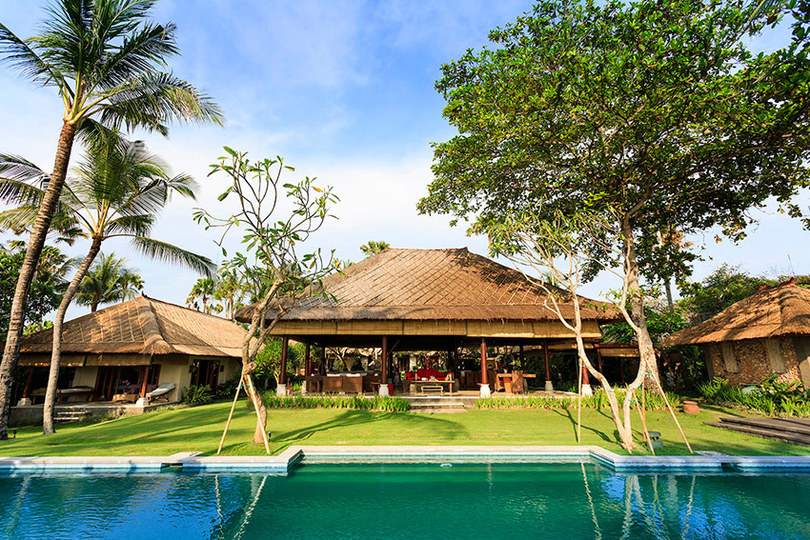 Resim Seseh-Tanah Lot, Villa Maridadi'deki Güzel Villanızda Özel Havuzunuzda Rahatlarken