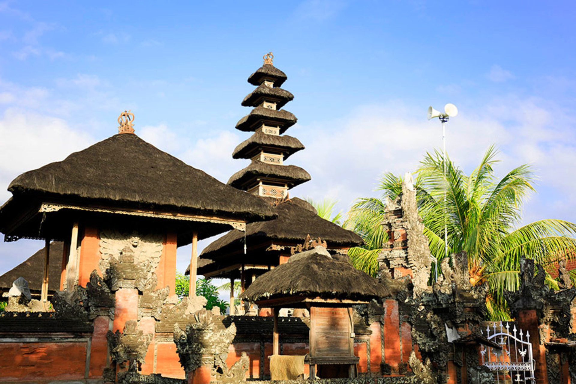 Resim Seseh-Tanah Lot, Villa Maridadi'deki Güzel Villanızda Özel Havuzunuzda Rahatlarken
