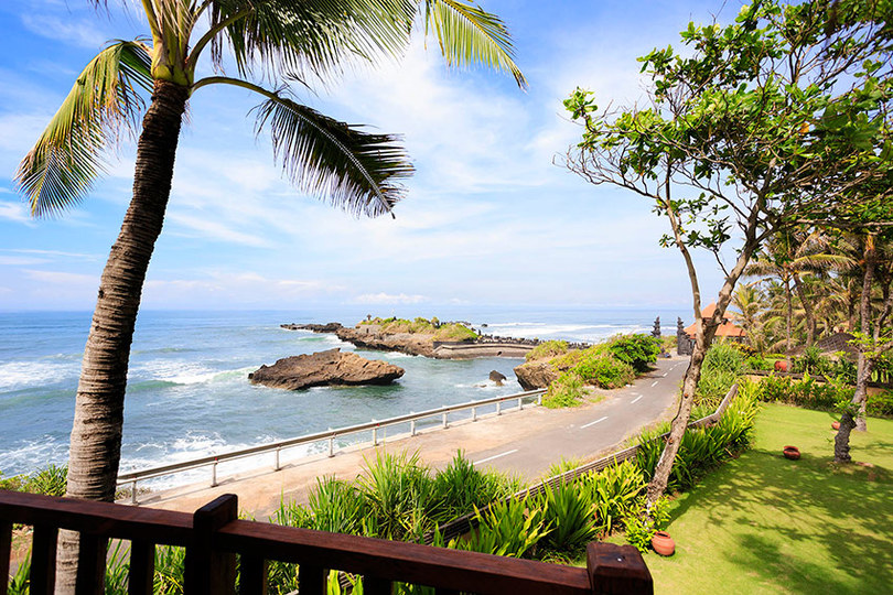 Resim Seseh-Tanah Lot, Villa Maridadi'deki Güzel Villanızda Özel Havuzunuzda Rahatlarken