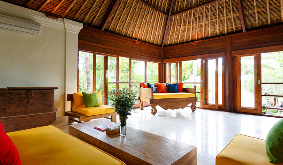 Resim Seseh-Tanah Lot, Villa Maridadi'deki Güzel Villanızda Özel Havuzunuzda Rahatlarken