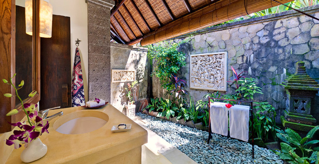 Bali'de Sahile Yakın Lüks Villa Kiralama, Bali Villa 1034
