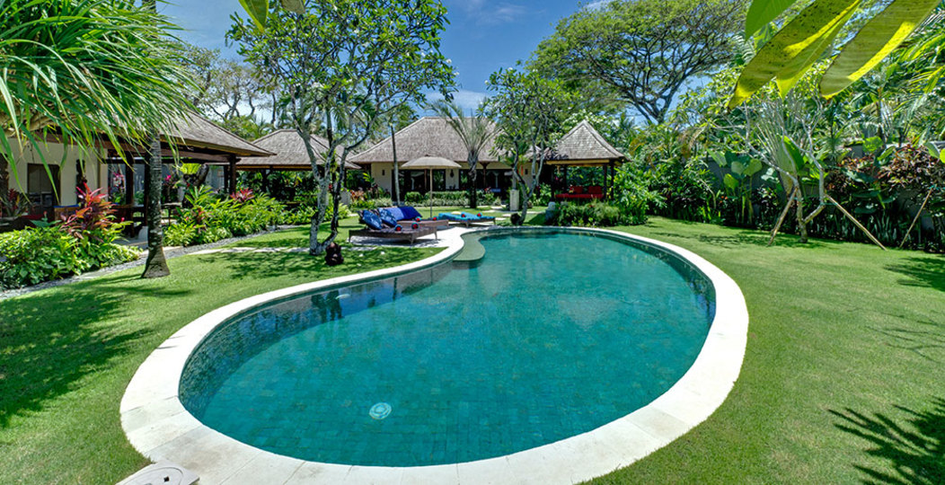 Bali'de Sahile Yakın Lüks Villa Kiralama, Bali Villa 1034