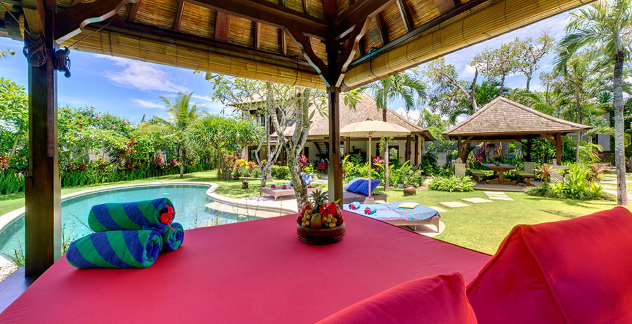 Bali'de Sahile Yakın Lüks Villa Kiralama, Bali Villa 1034