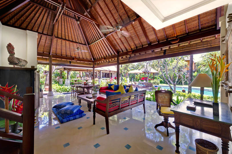 Bali'de Sahile Yakın Lüks Villa Kiralama, Bali Villa 1034