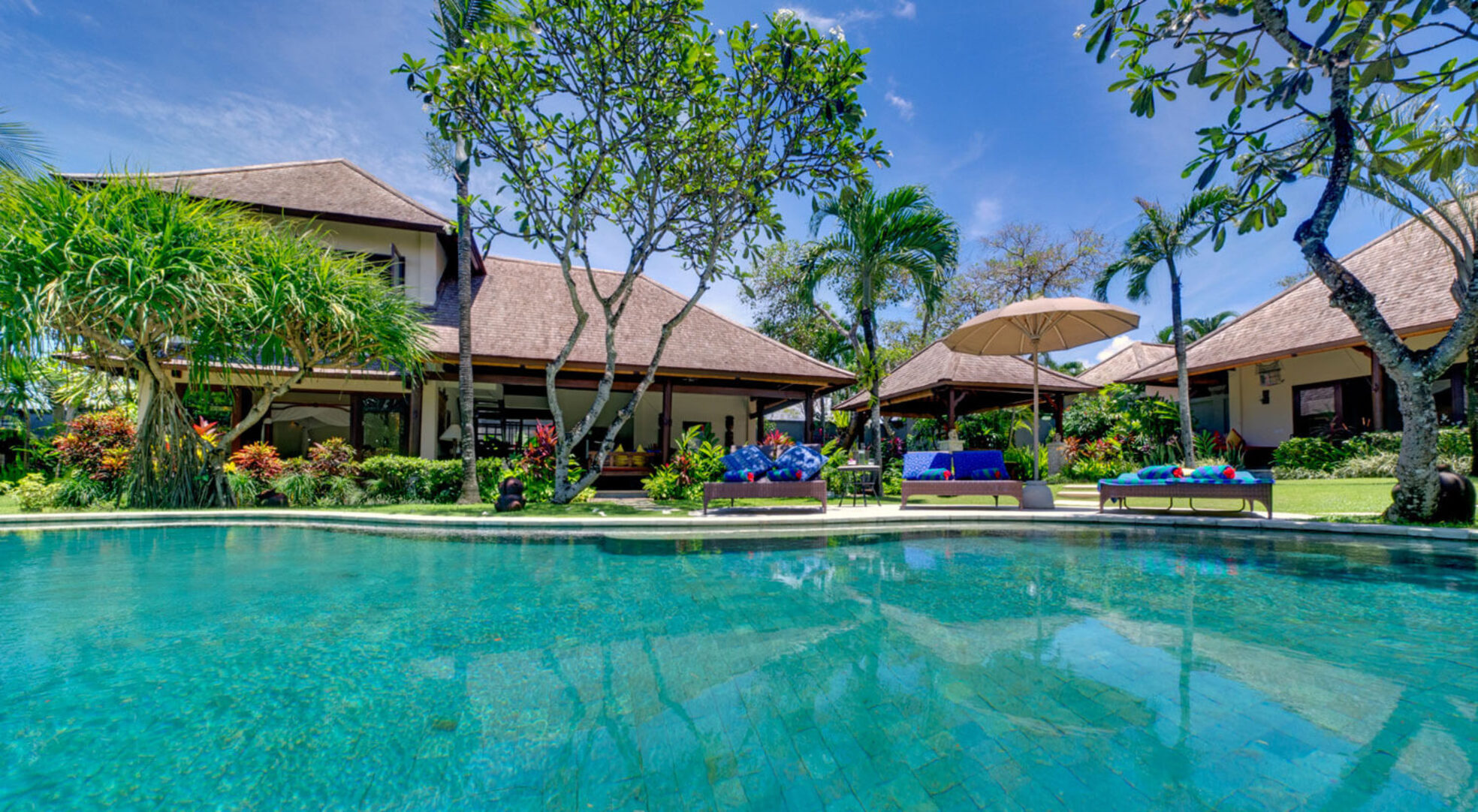 Bali'de Sahile Yakın Lüks Villa Kiralama, Bali Villa 1034