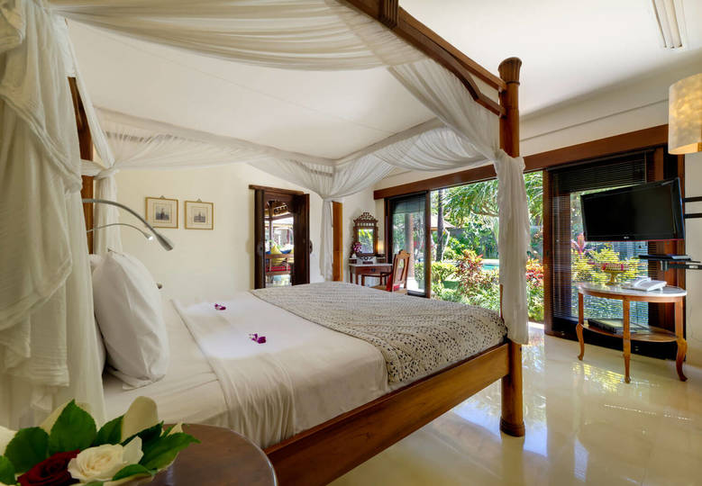 Bali'de Sahile Yakın Lüks Villa Kiralama, Bali Villa 1034