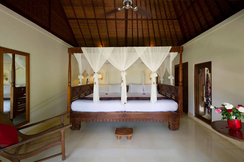 Bali'de Sahile Yakın Lüks Villa Kiralama, Bali Villa 1034