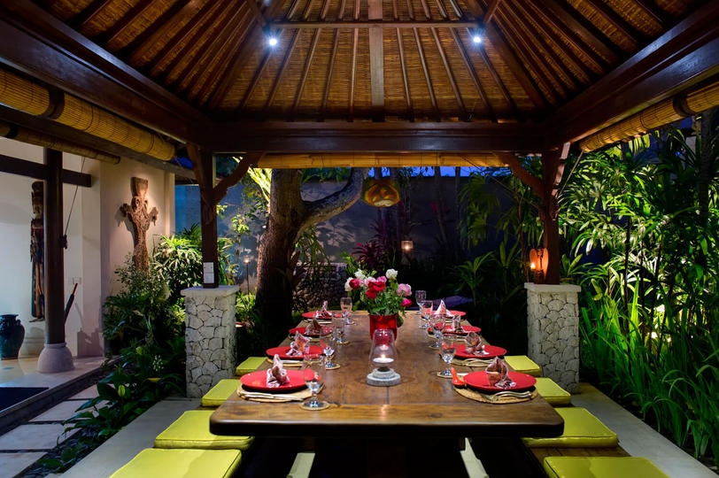 Bali'de Sahile Yakın Lüks Villa Kiralama, Bali Villa 1034