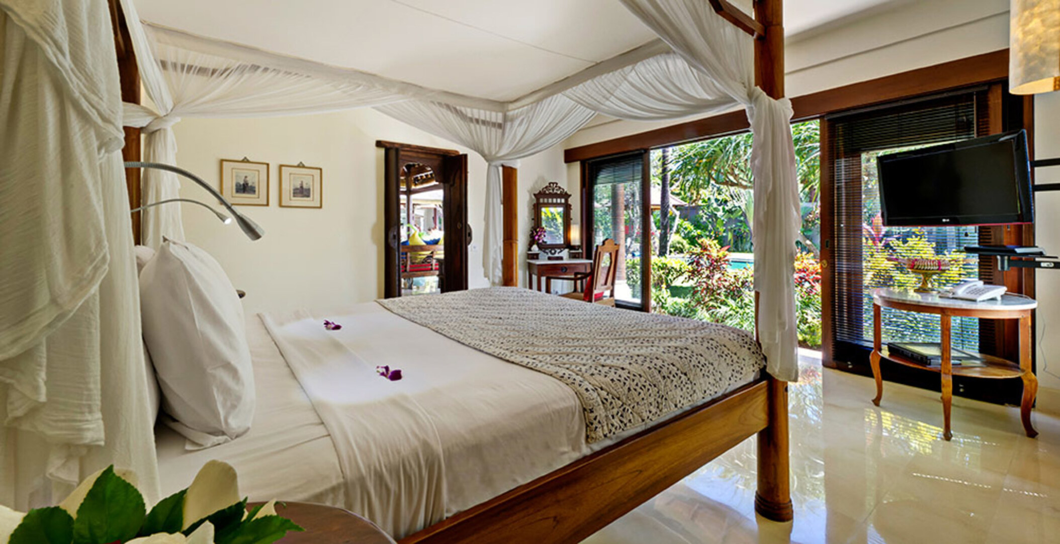Bali'de Sahile Yakın Lüks Villa Kiralama, Bali Villa 1034