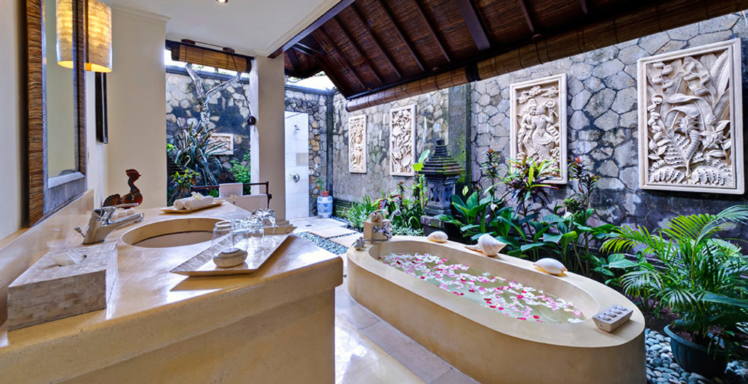 Bali'de Sahile Yakın Lüks Villa Kiralama, Bali Villa 1034