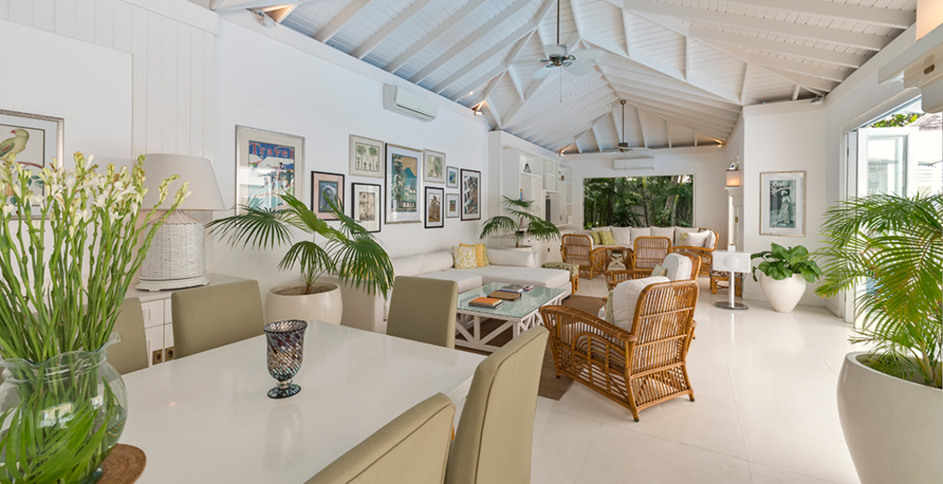 Bali'de Sahile Yakın Lüks Villa Kiralama, Bali Villa 1037