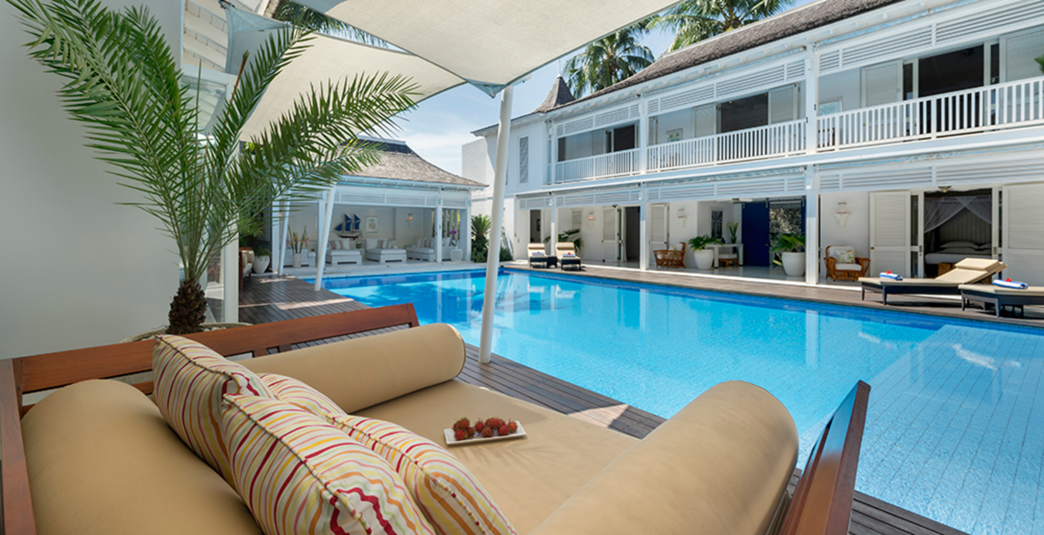 Bali'de Sahile Yakın Lüks Villa Kiralama, Bali Villa 1037