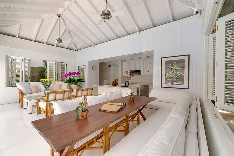 Bali'de Sahile Yakın Lüks Villa Kiralama, Bali Villa 1037