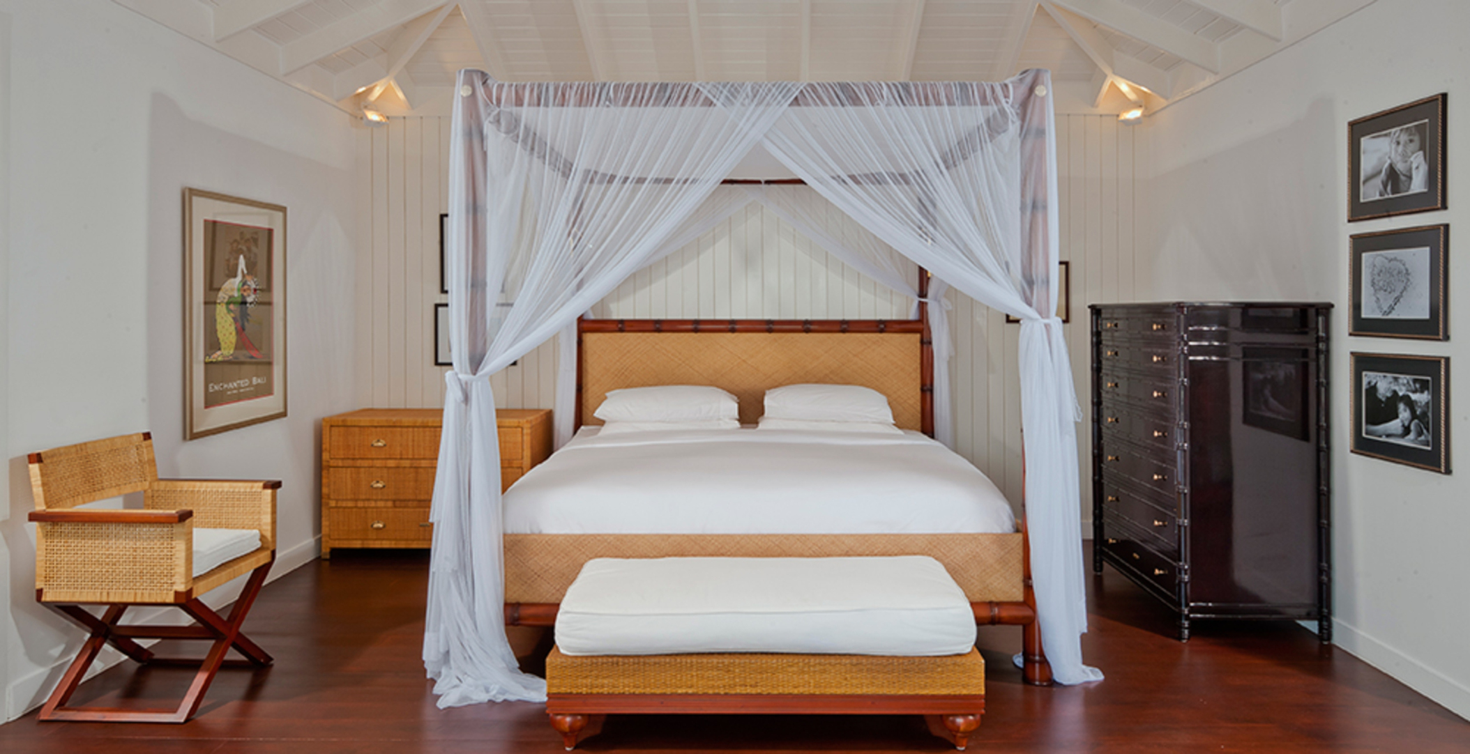 Bali'de Sahile Yakın Lüks Villa Kiralama, Bali Villa 1037