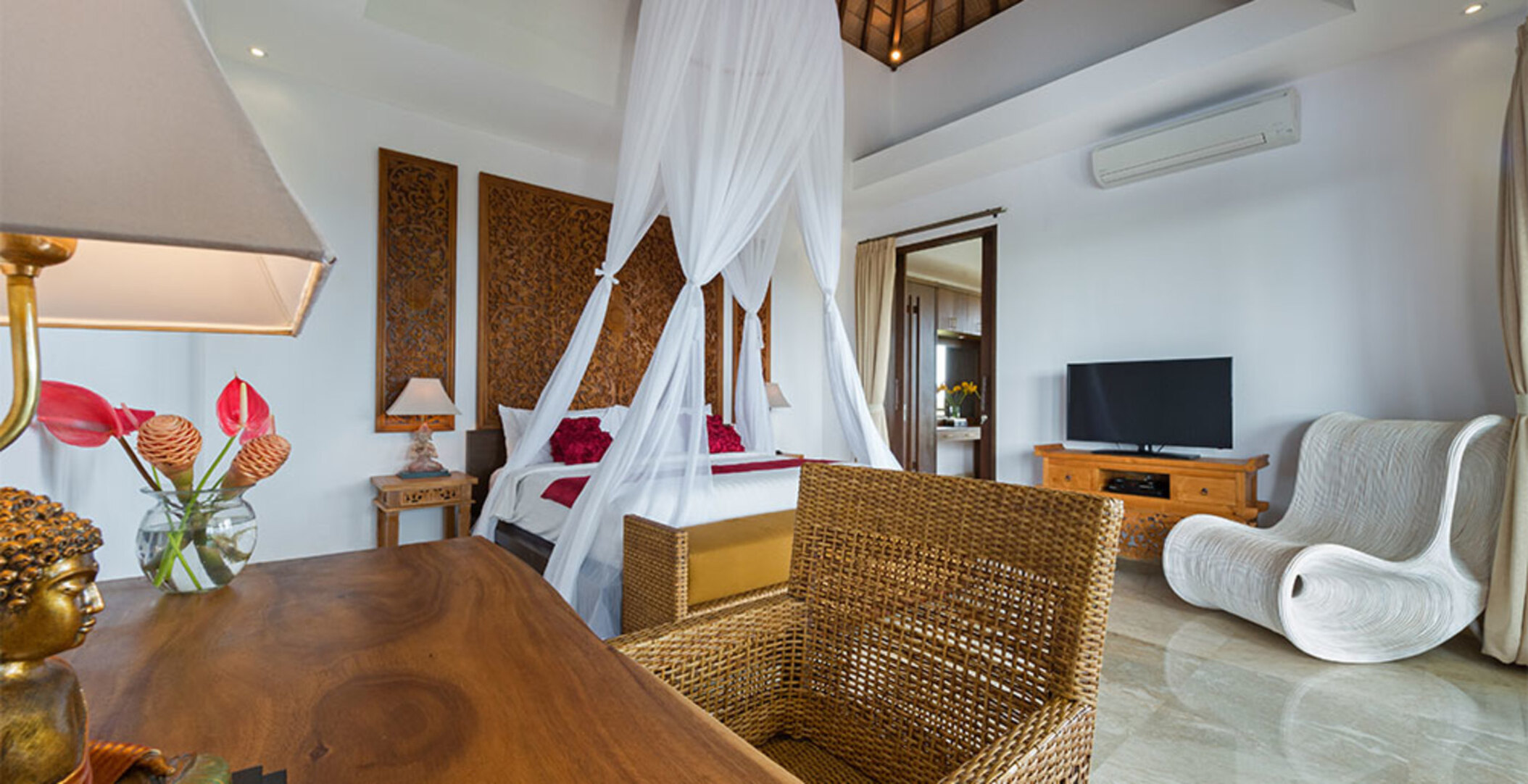 Bali'de Sahile Yakın Lüks Villa Kiralama, Bali Villa 1038