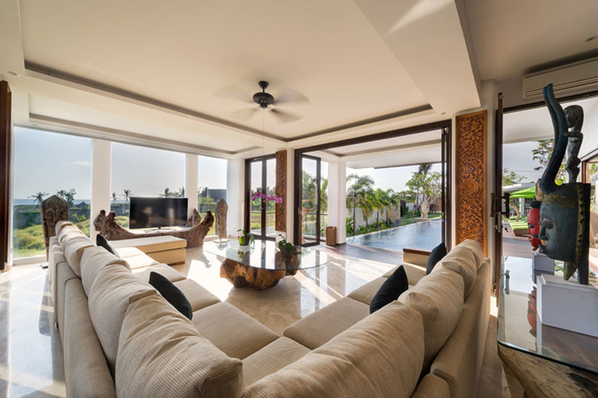 Bali'de Sahile Yakın Lüks Villa Kiralama, Bali Villa 1038