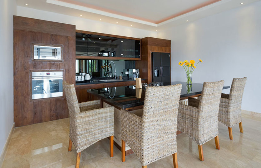 Bali'de Sahile Yakın Lüks Villa Kiralama, Bali Villa 1038