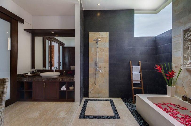 Bali'de Sahile Yakın Lüks Villa Kiralama, Bali Villa 1038