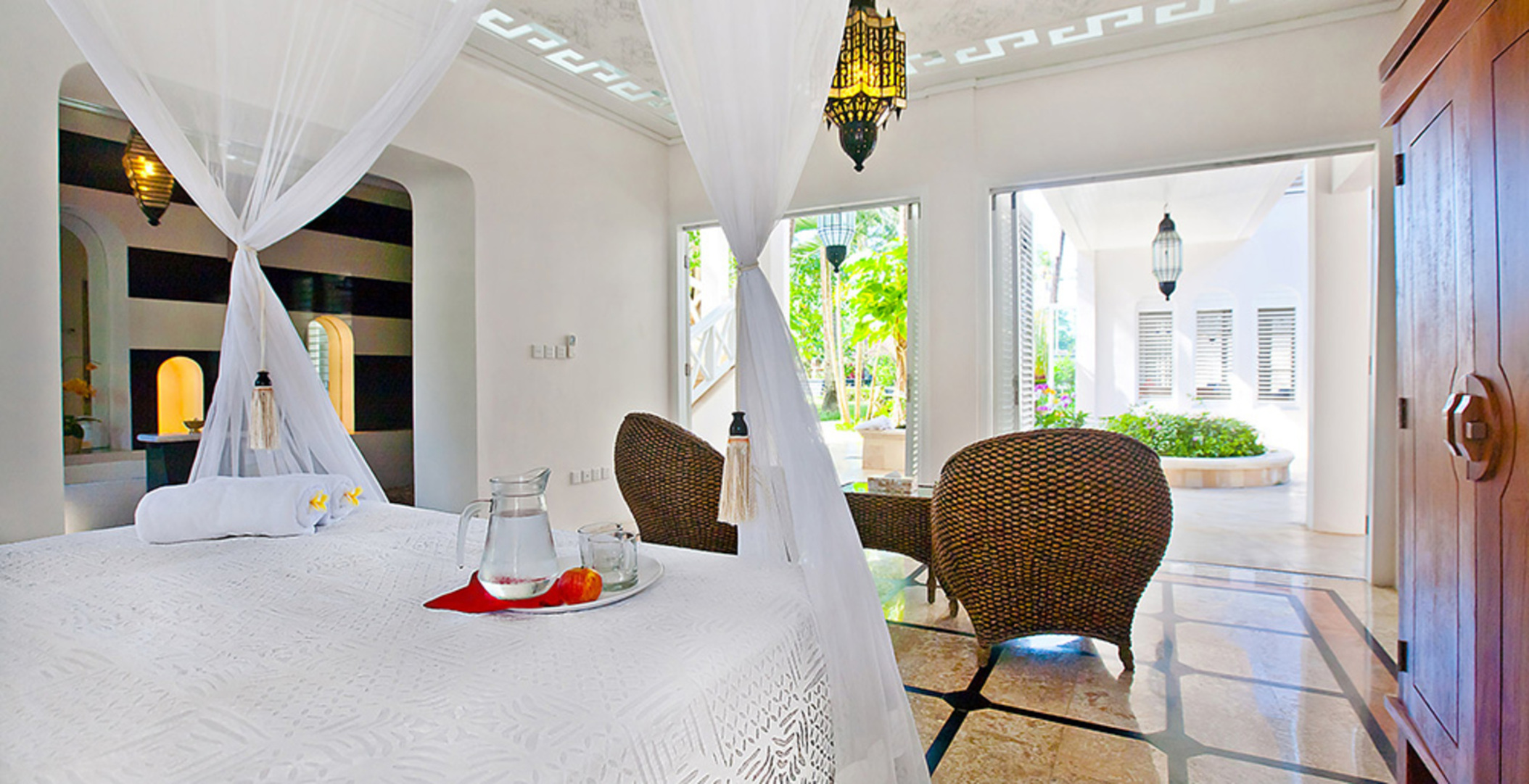 Villa Puri Nirwana, Sanur-Ketewel'de Birinci Sınıf Bir Konumda Bulunan Bu Lüks Villayı Seveceksiniz