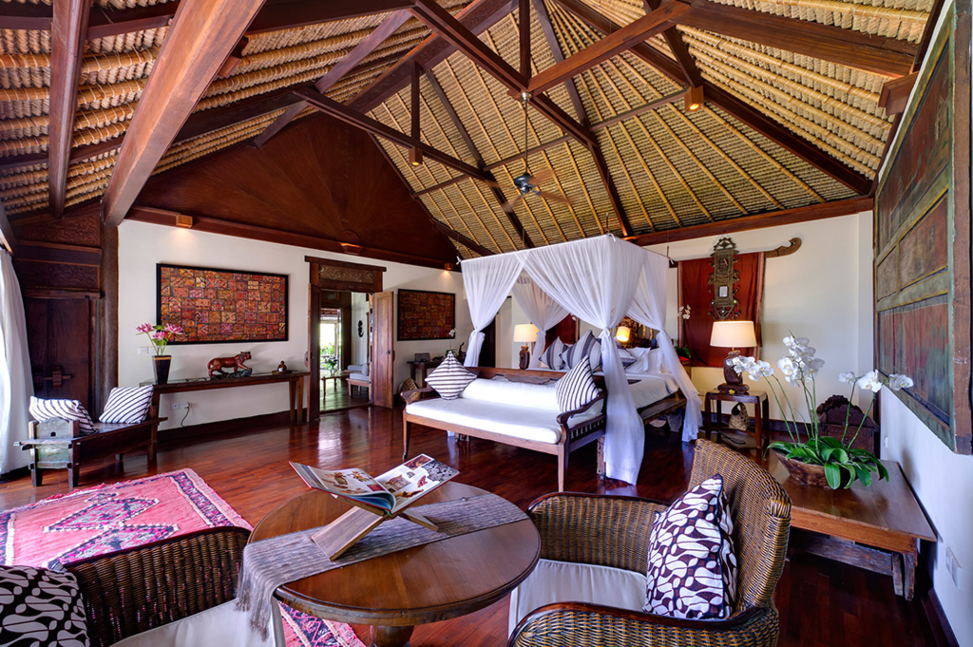 Özel Havuzlu Lüks 6 Yatak Odalı Villa, Bali Villa 1046