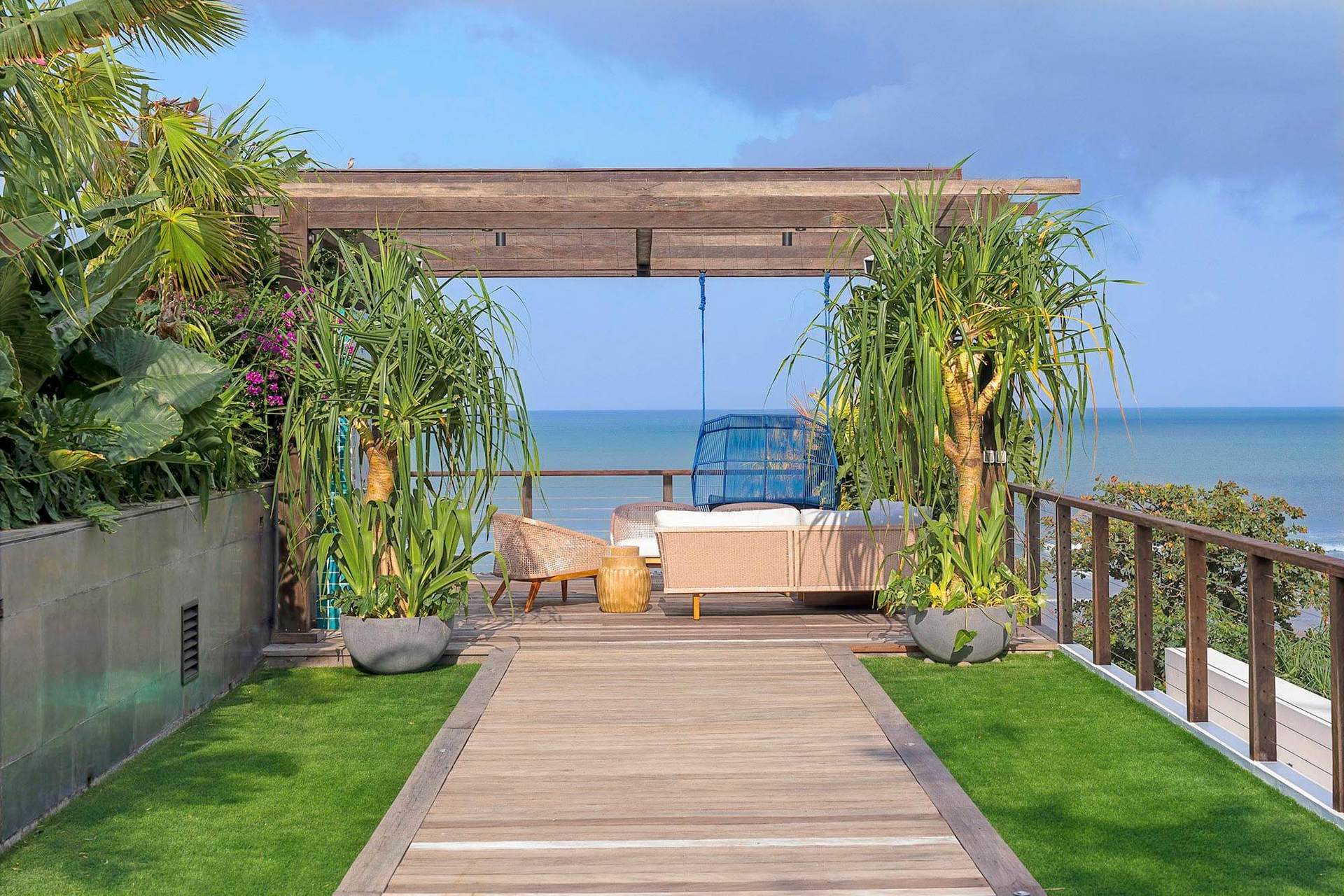 Bali'de Sahile Yakın Lüks Villa Kiralama, Bali Villa 1055