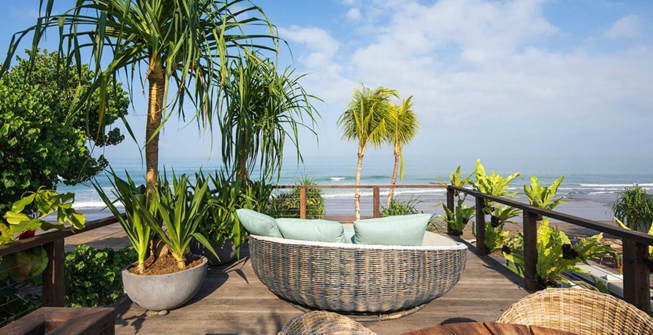 Bali'de Sahile Yakın Lüks Villa Kiralama, Bali Villa 1055