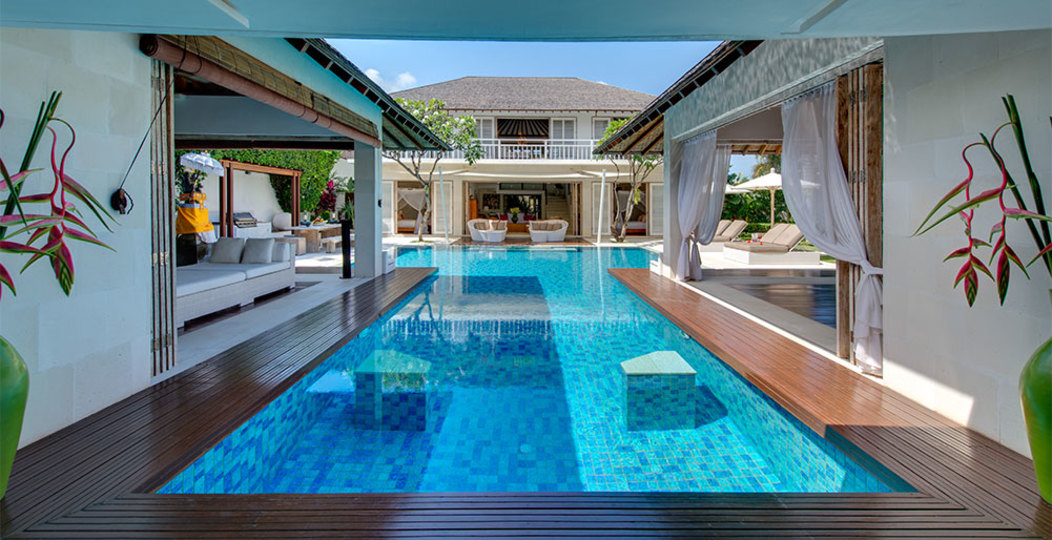 Bali'de Sahile Yakın Lüks Villa Kiralama, Bali Villa 1064
