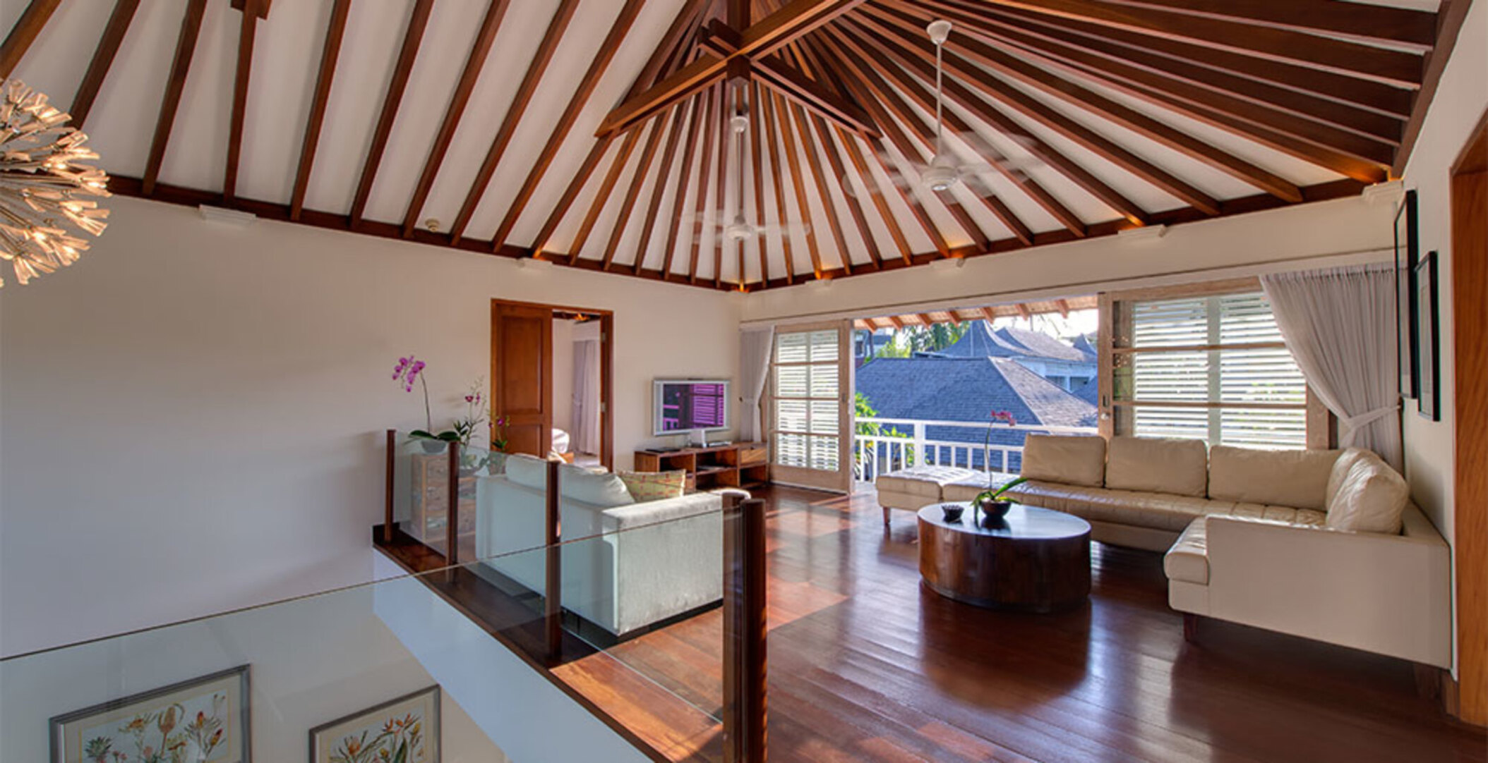 Bali'de Sahile Yakın Lüks Villa Kiralama, Bali Villa 1064