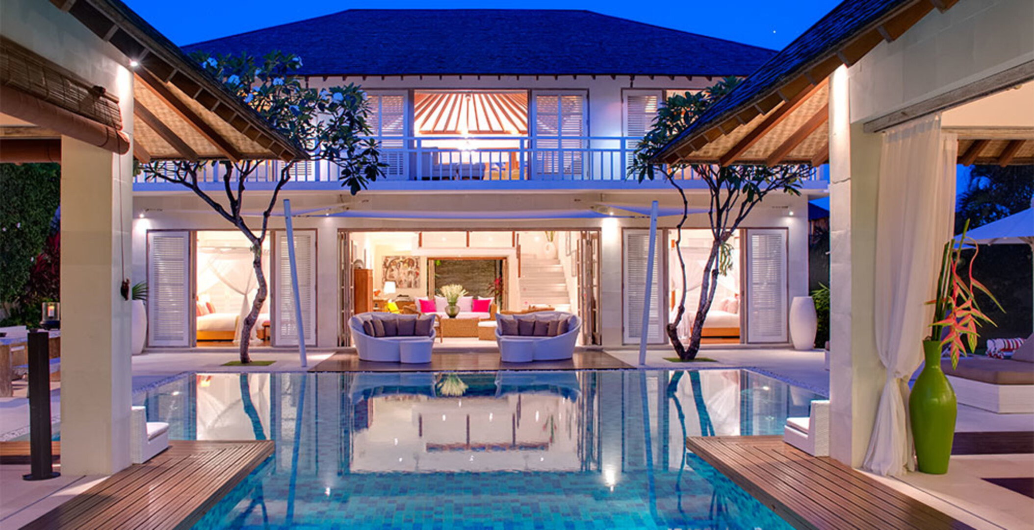 Bali'de Sahile Yakın Lüks Villa Kiralama, Bali Villa 1064
