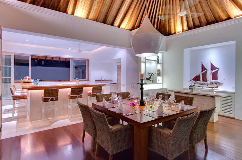 Bali'de Sahile Yakın Lüks Villa Kiralama, Bali Villa 1064