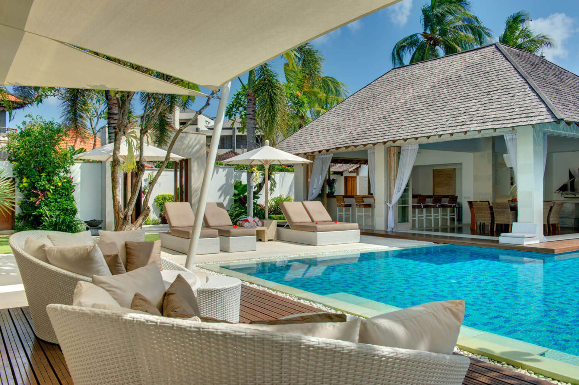 Bali'de Sahile Yakın Lüks Villa Kiralama, Bali Villa 1064