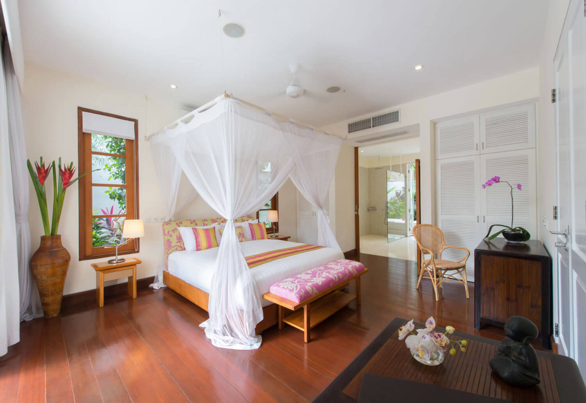 Bali'de Sahile Yakın Lüks Villa Kiralama, Bali Villa 1064