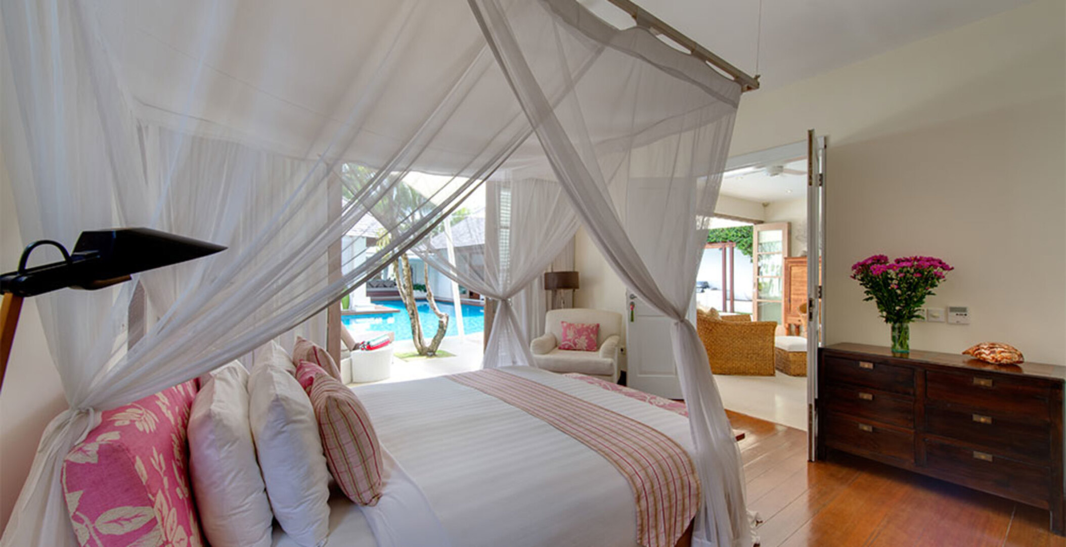 Bali'de Sahile Yakın Lüks Villa Kiralama, Bali Villa 1064