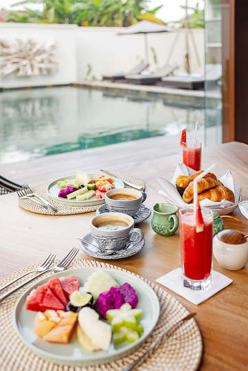 Bali'de Sahile Yakın Lüks Villa Kiralama, Bali Villa 1068