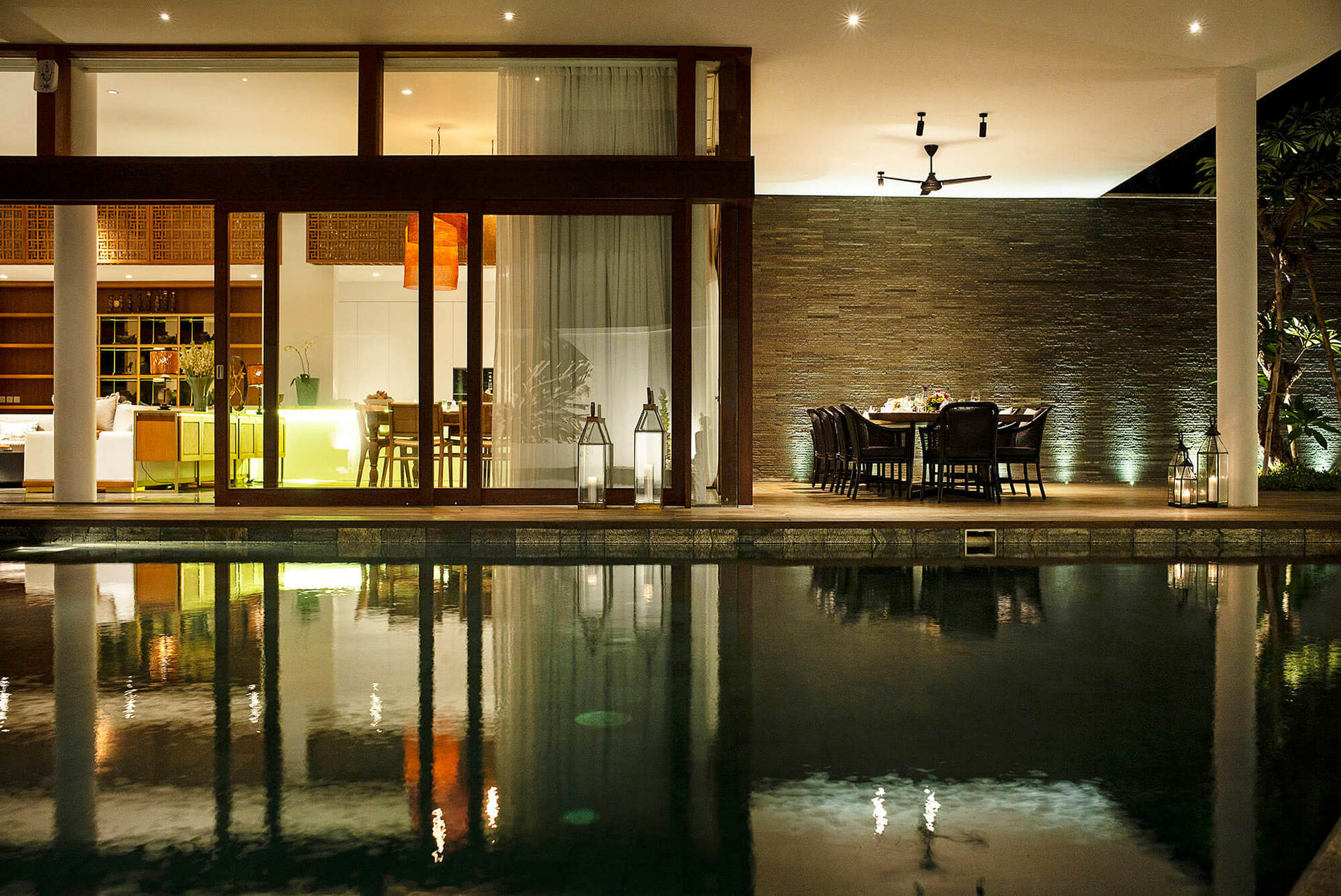 Bali'de Sahile Yakın Lüks Villa Kiralama, Bali Villa 1068