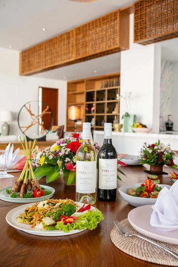 Bali'de Sahile Yakın Lüks Villa Kiralama, Bali Villa 1068