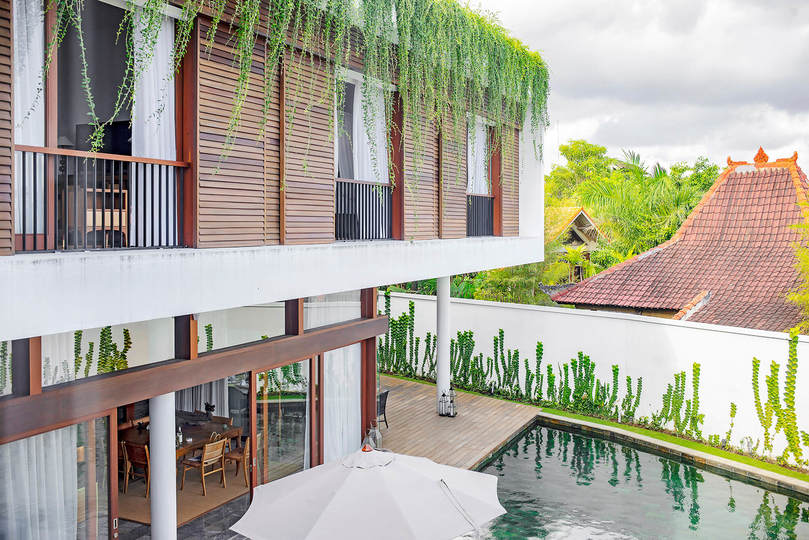 Bali'de Sahile Yakın Lüks Villa Kiralama, Bali Villa 1068