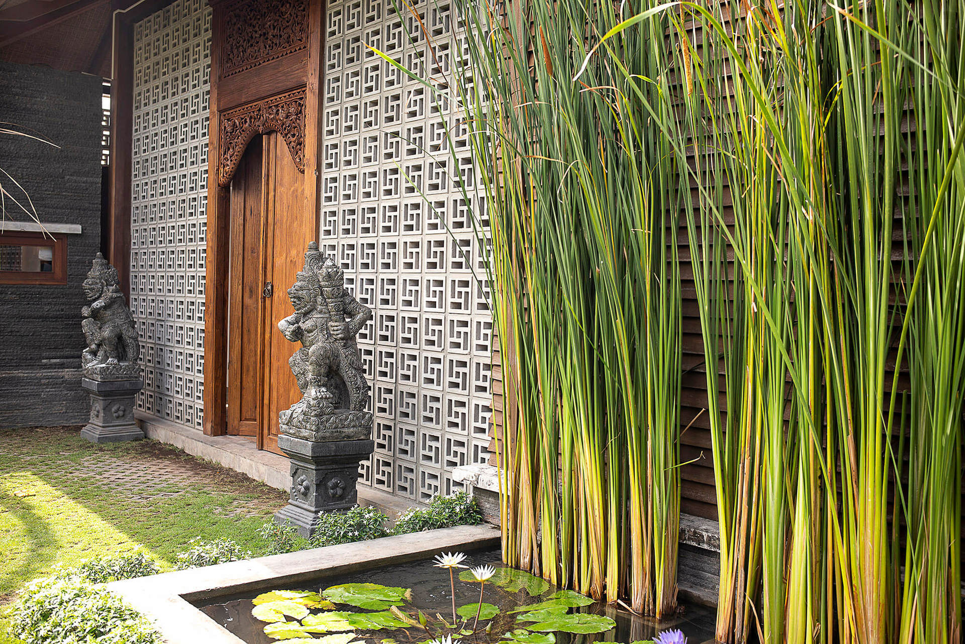Bali'de Sahile Yakın Lüks Villa Kiralama, Bali Villa 1068