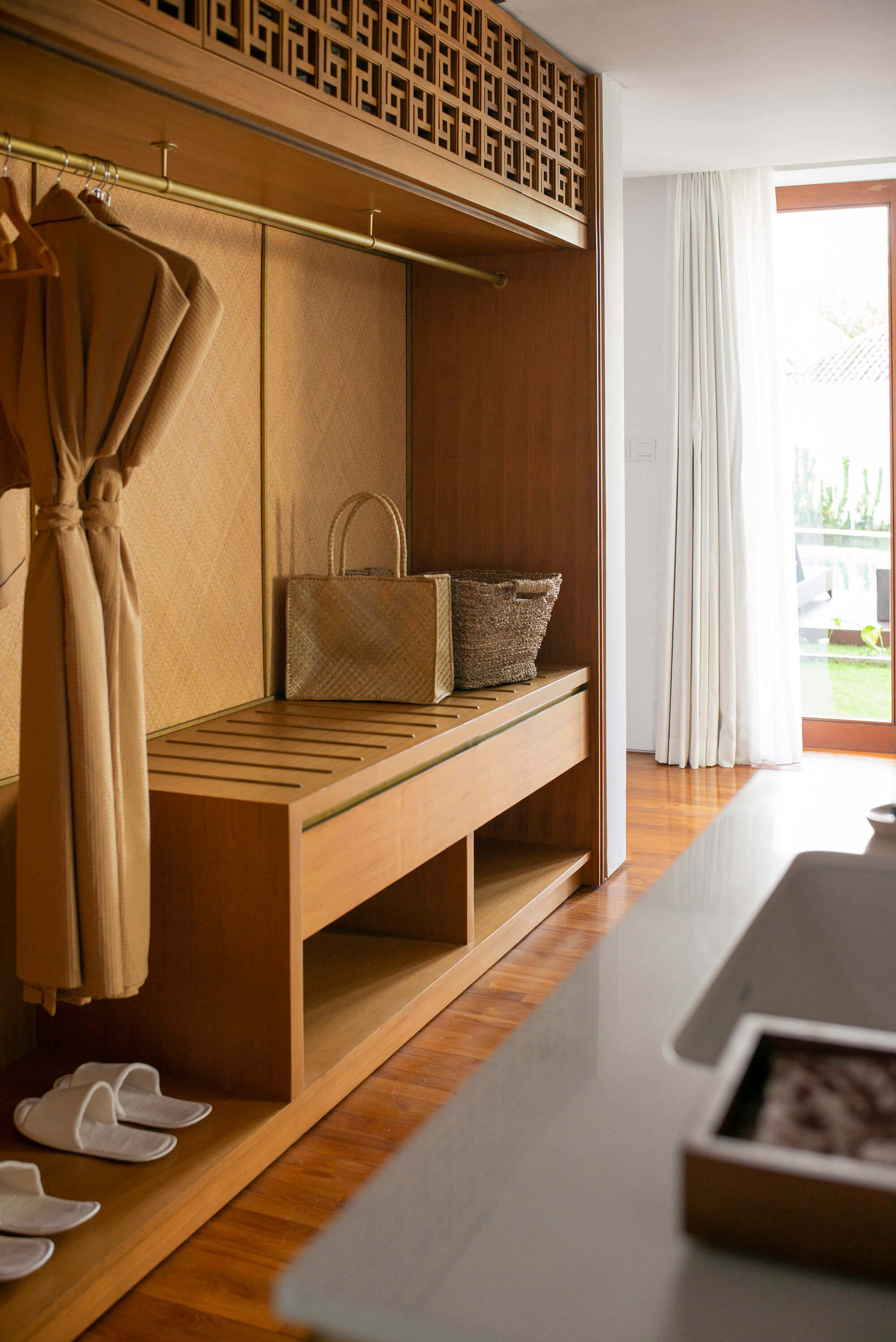 Bali'de Sahile Yakın Lüks Villa Kiralama, Bali Villa 1068